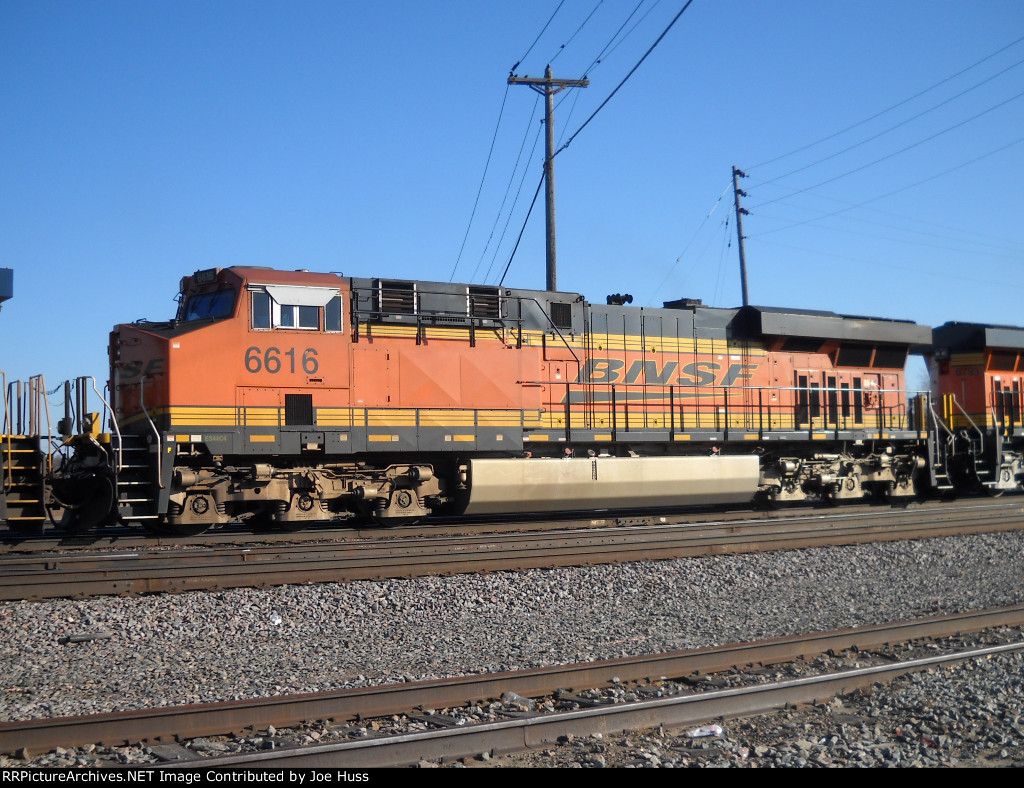 BNSF 6616